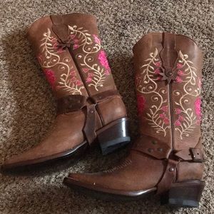 Genuine leather boots